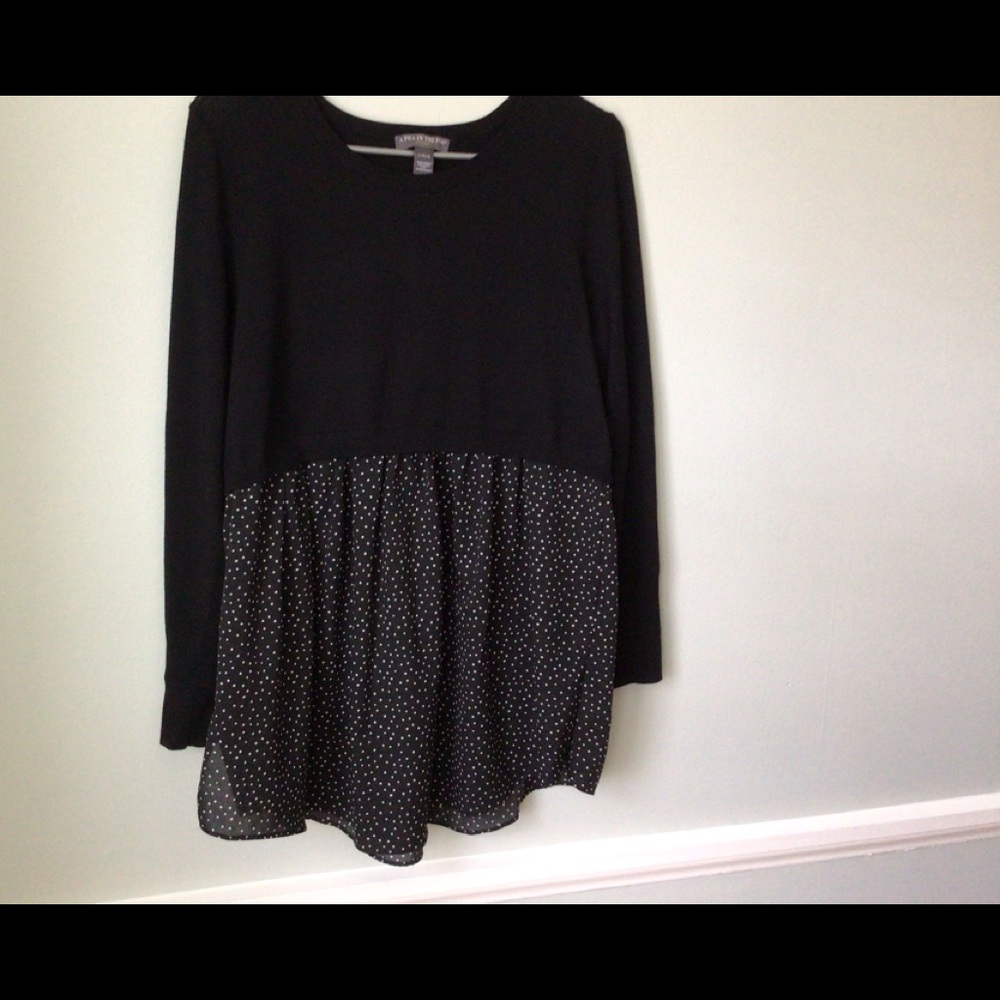A Pea in the Pod maternity top